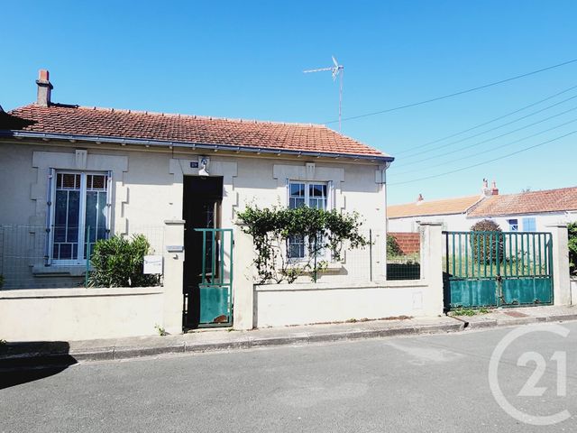 maison à vendre - 3 pièces - 63.0 m2 - LA ROCHELLE - 17 - POITOU-CHARENTES - Century 21 Agence Du Vieux-Port